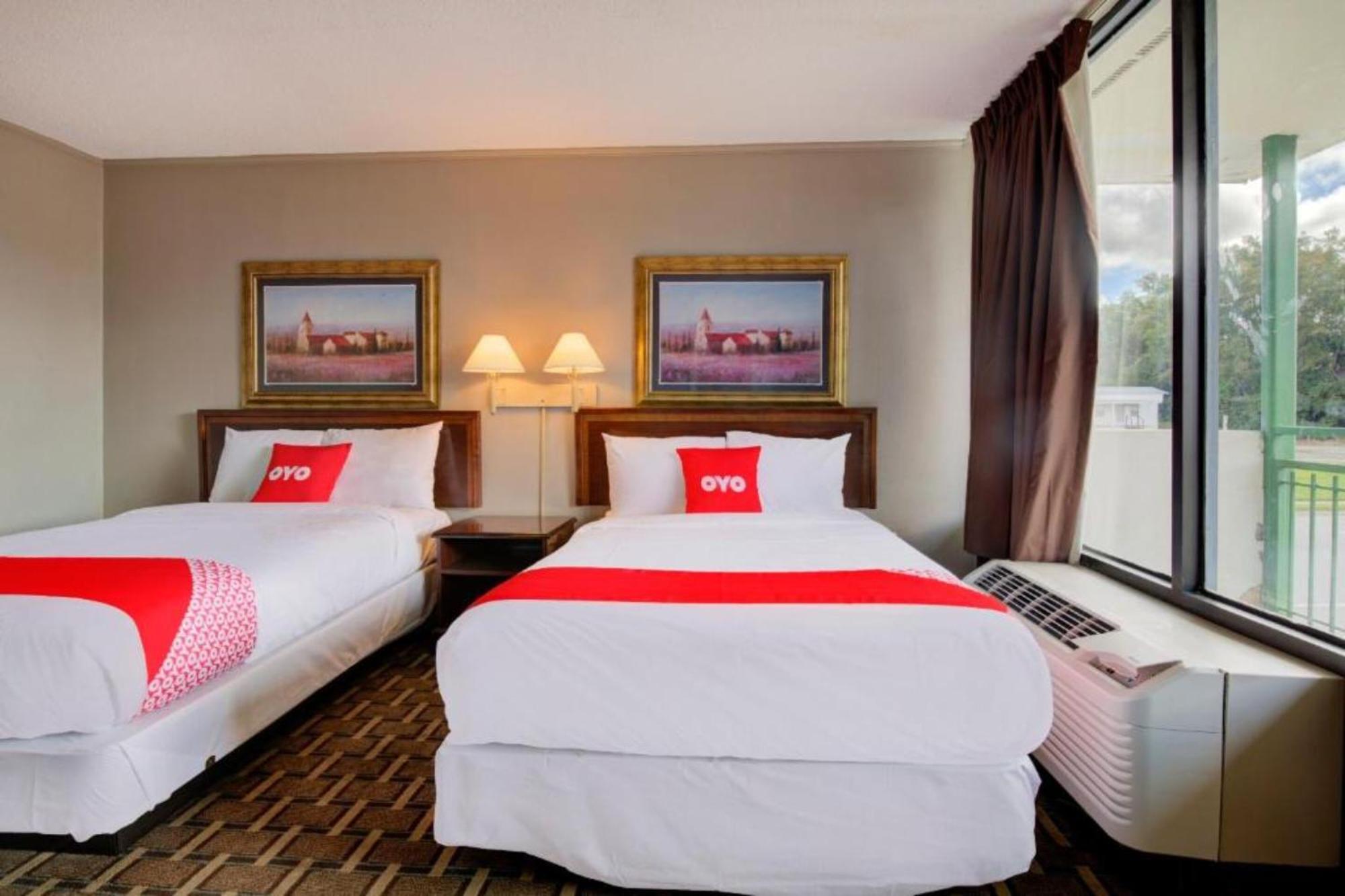 Oyo Hotel Douglas Ga Us-441 エクステリア 写真