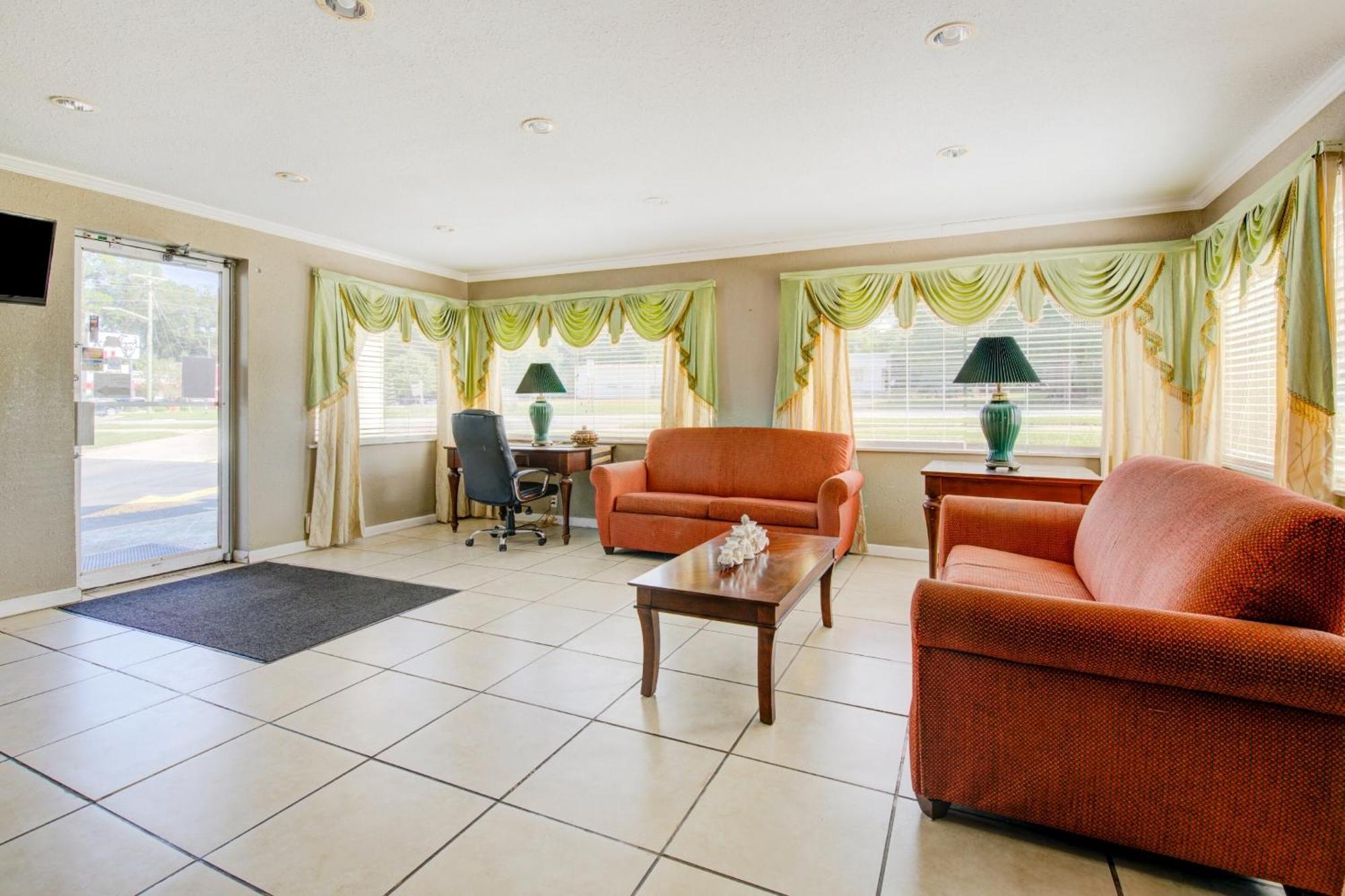 Oyo Hotel Douglas Ga Us-441 エクステリア 写真