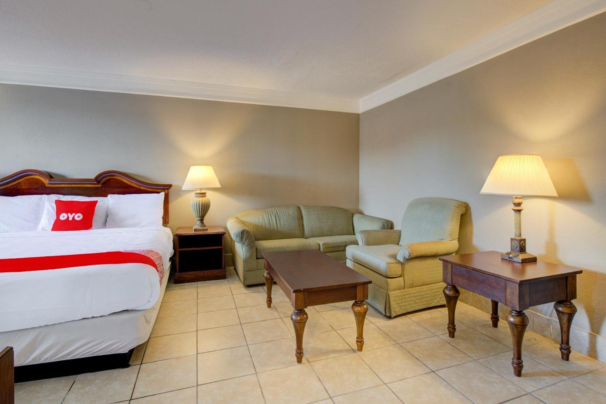 Oyo Hotel Douglas Ga Us-441 エクステリア 写真